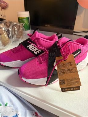 Nike Hot Pink and Black Women's Athletic Sneakers